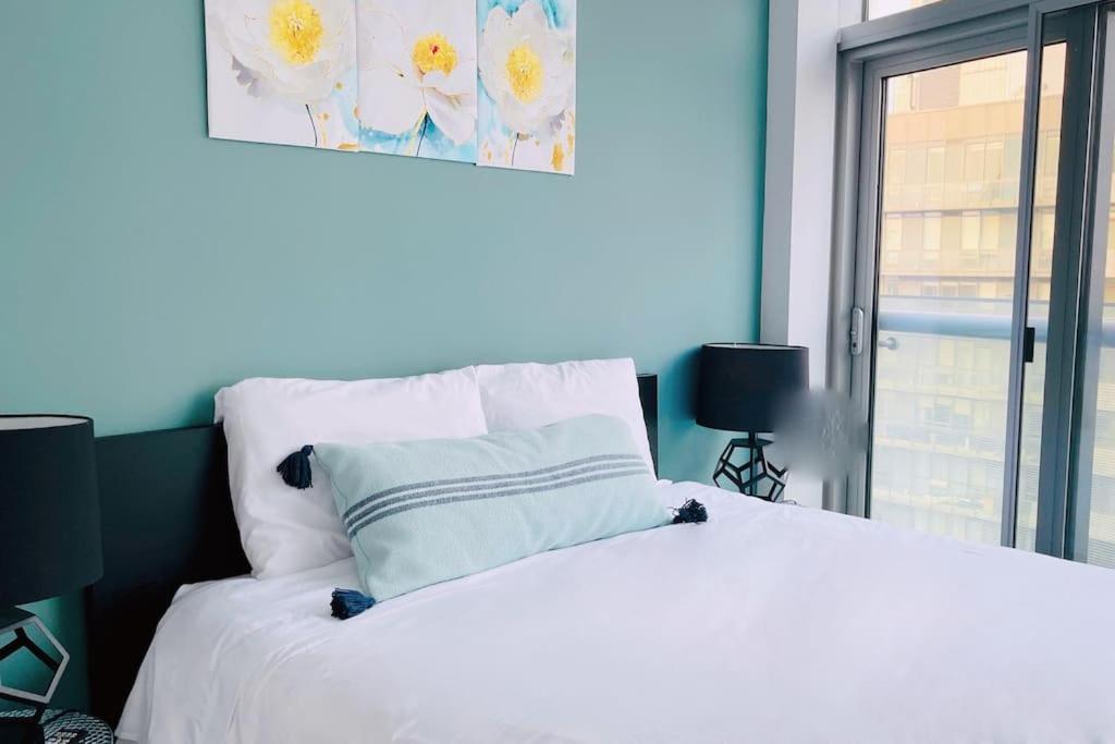 New Superior Lakeview Luxury Top Floor 3-Bedroom Suite On 48Th Floor Toronto Exterior photo