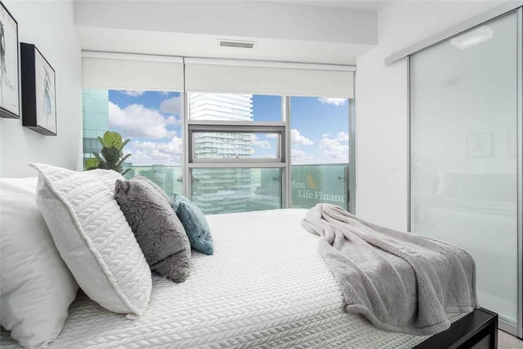 New Superior Lakeview Luxury Top Floor 3-Bedroom Suite On 48Th Floor Toronto Exterior photo