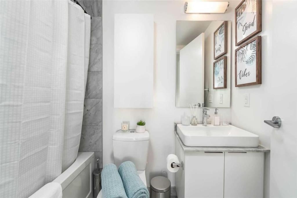 New Superior Lakeview Luxury Top Floor 3-Bedroom Suite On 48Th Floor Toronto Exterior photo