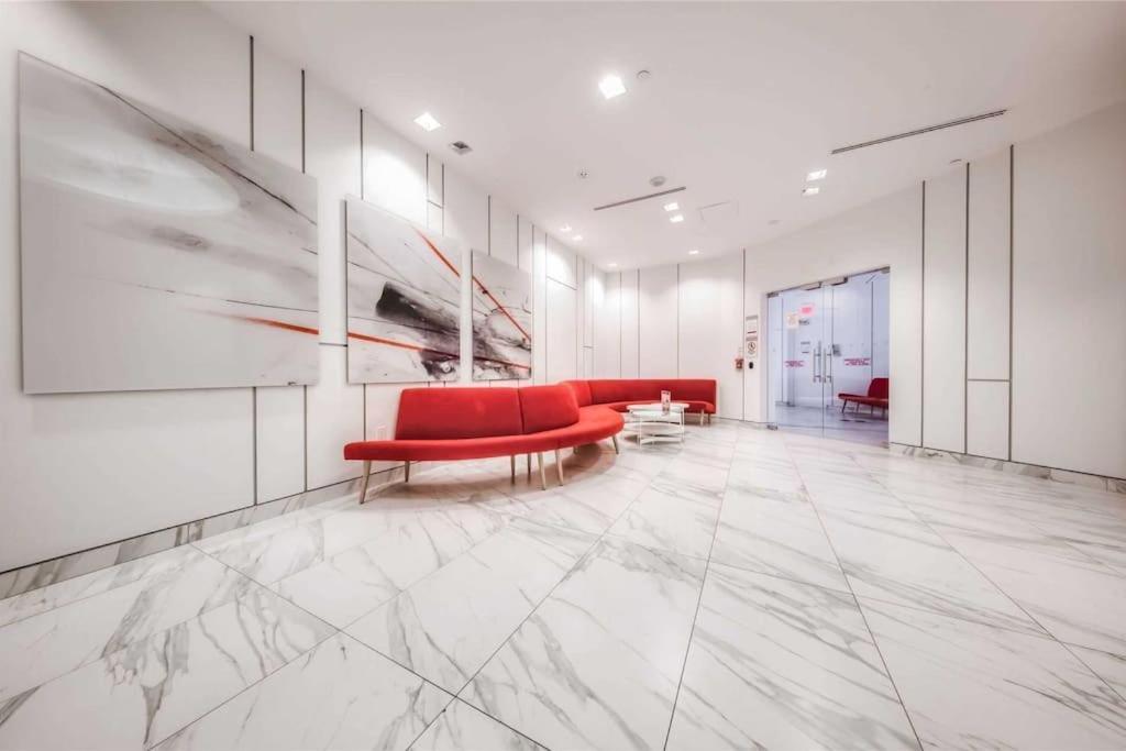 New Superior Lakeview Luxury Top Floor 3-Bedroom Suite On 48Th Floor Toronto Exterior photo