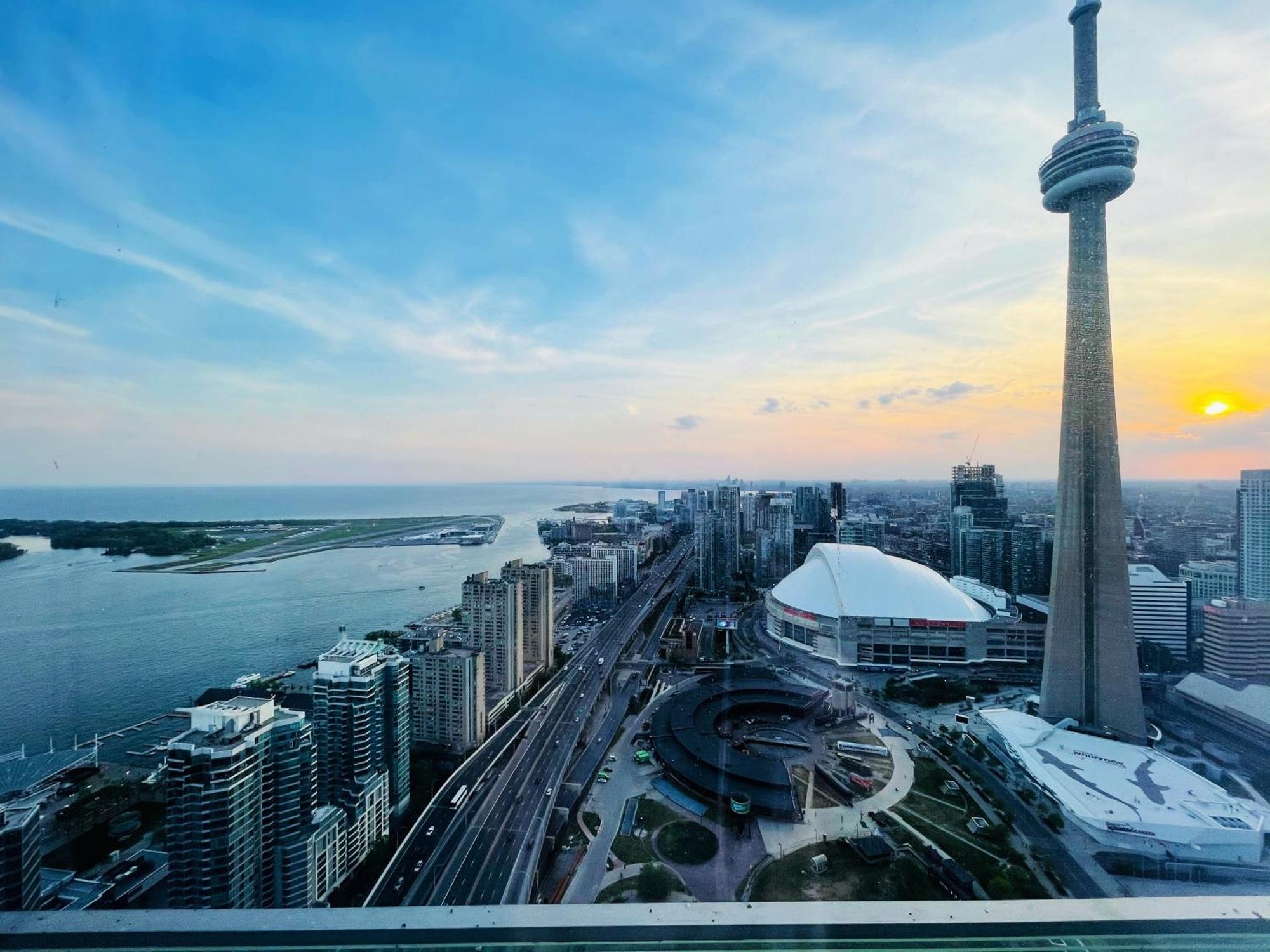 New Superior Lakeview Luxury Top Floor 3-Bedroom Suite On 48Th Floor Toronto Exterior photo